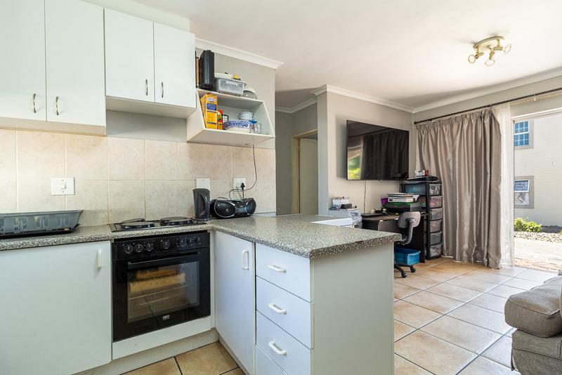 2 Bedroom Property for Sale in Sonstraal Heights Western Cape